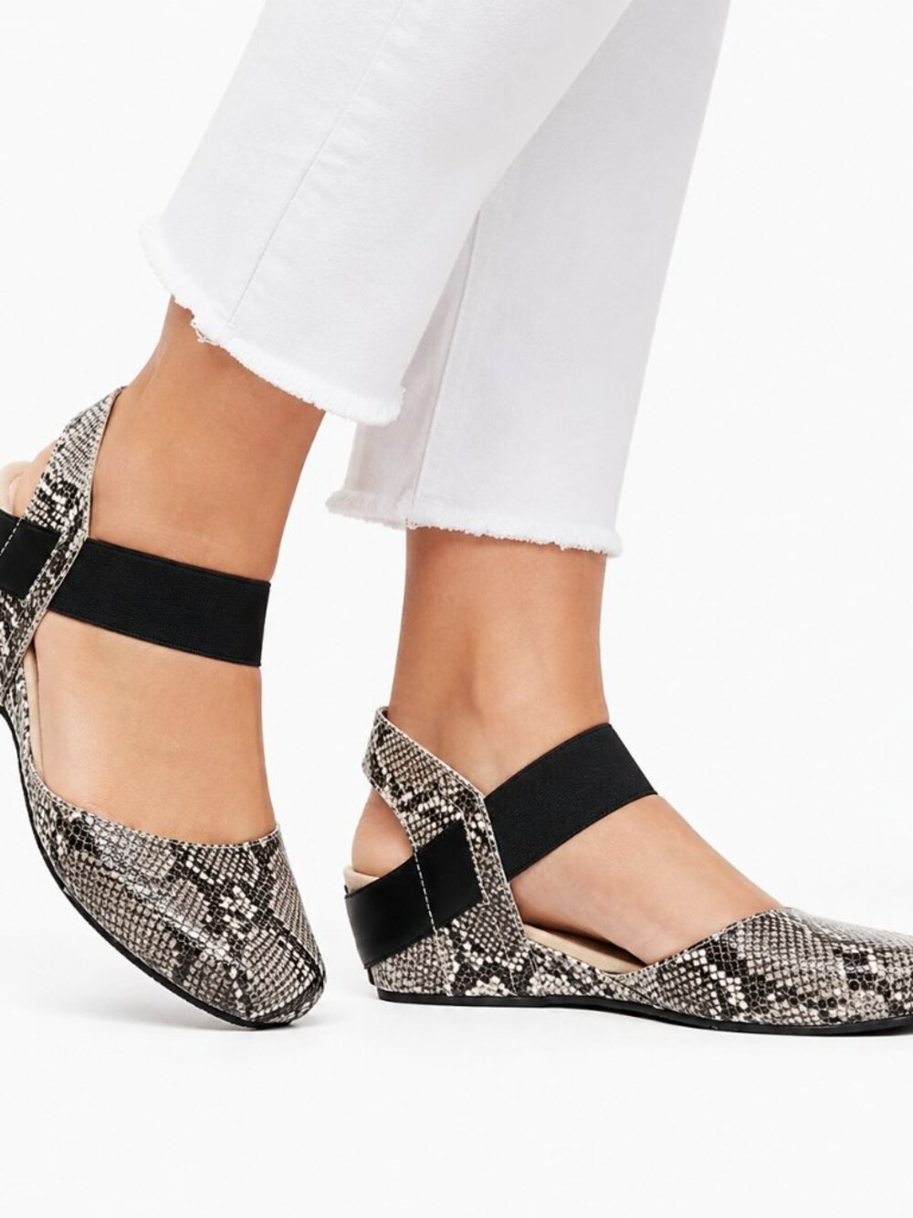 Hokus Pokus Women's Falan Snakeskin Round Toe Slip-On Heels